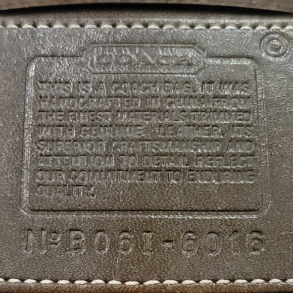 EUC Coach Crossbody Bag - Picture 6 of 16